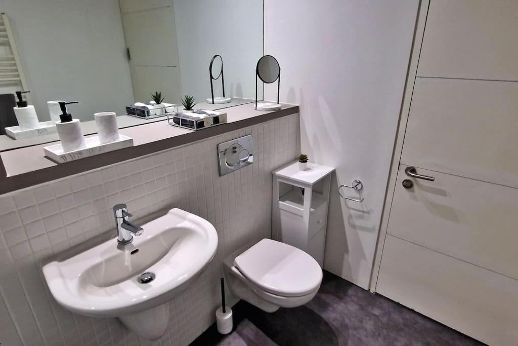 Apartment Modern 1 Bed With Secure Gated Parking