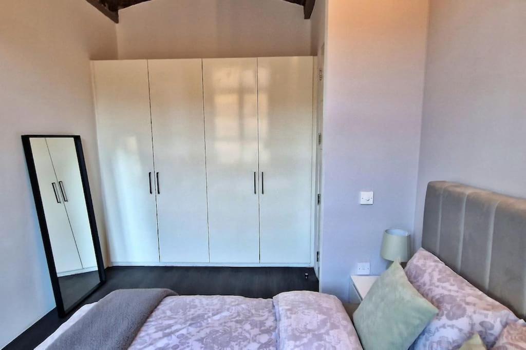Apartment Modern 1 Bed With Secure Gated Parking Bradford (West Yorkshire)